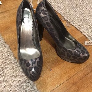 Guess heels
